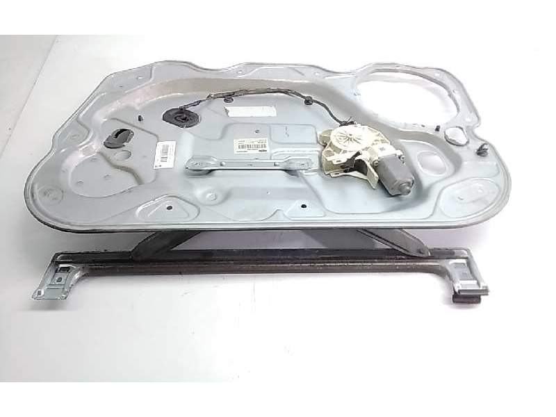 Recambio de elevalunas delantero derecho para ford focus turnier (cb4) trend referencia OEM IAM 984697203  