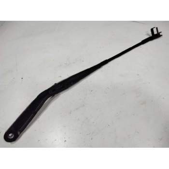 Recambio de brazo limpia delantero derecho para volkswagen polo (9n1) highline referencia OEM IAM 6Q1955410B  