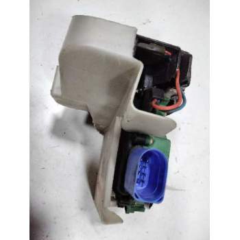 Recambio de cerradura puerta delantera izquierda para volkswagen polo (9n1) highline referencia OEM IAM 140845  