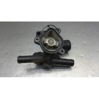 Recambio de caja termostato para opel movano b kasten/combi 2.3 cdti referencia OEM IAM 8200987549  