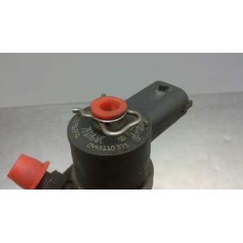 Recambio de inyector para opel movano b kasten/combi 2.3 cdti referencia OEM IAM 0445110375  