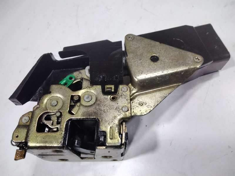 Recambio de cerradura puerta trasera izquierda para volvo s40 berlina 1.9 d+ (85kw) referencia OEM IAM 30850806  