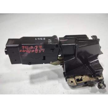Recambio de cerradura puerta trasera izquierda para volvo s40 berlina 1.9 d+ (85kw) referencia OEM IAM 30850806  