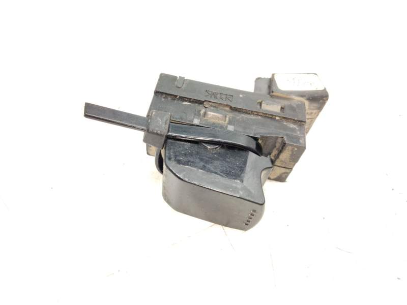 Recambio de mando elevalunas delantero derecho para suzuki grand vitara ii (jt, te, td) 1.9 ddis (jb419wd, jb419xd) referencia O