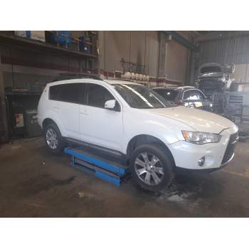 mitsubishi outlander ii (cw_w) del año 2010