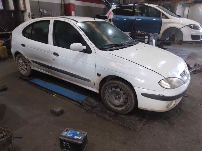renault megane i fase 2 berlina (ba0) del año 2000