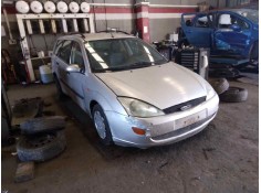 ford focus turnier (cak) del año 2001