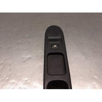 MANDO ELEVALUNAS DELANTERO DERECHO 6554E7 