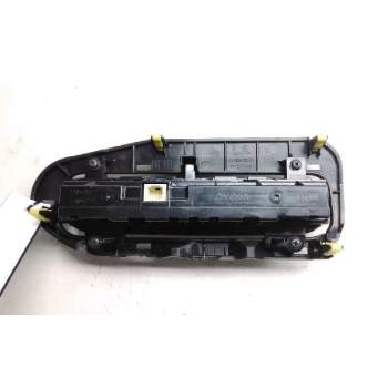 Recambio de mando climatizador para toyota auris hybrid active referencia OEM IAM 5546802030  