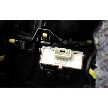 Recambio de consola central para toyota auris hybrid active referencia OEM IAM 5882202230  