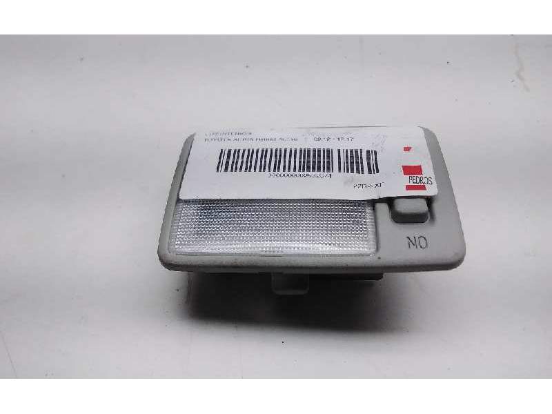 Recambio de luz interior para toyota auris hybrid active referencia OEM IAM   