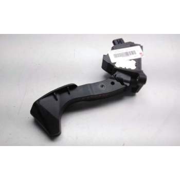 Recambio de pedal acelerador para toyota auris hybrid active referencia OEM IAM 7811002120  