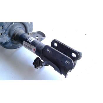 Recambio de amortiguador delantero izquierdo para nissan juke (f15) acenta referencia OEM IAM E43031KC2A  