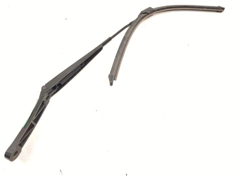 Recambio de brazo limpia delantero izquierdo para volkswagen passat b8 variant (3g5, cb5) 2.0 tdi referencia OEM IAM 3G1955409  