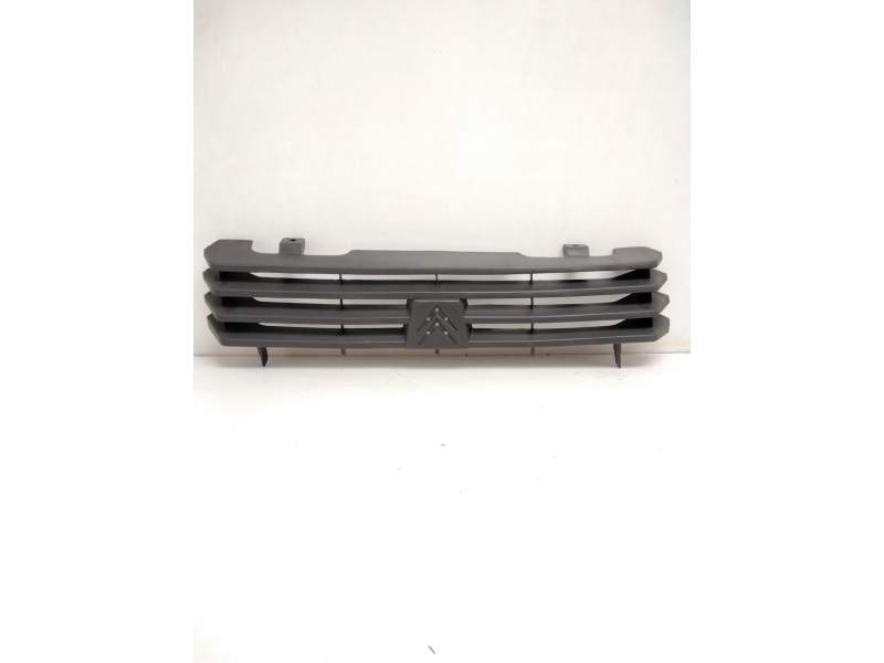 Recambio de rejilla delantera para citroën c15 referencia OEM IAM 96025091 NUEVA 