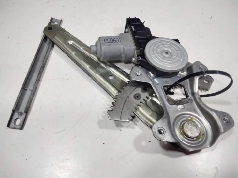 Recambio de elevalunas trasero derecho para nissan juke (f15) acenta referencia OEM IAM 827201U600  