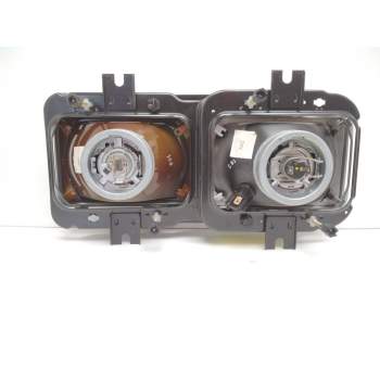 Recambio de faro izquierdo para ebro l35 perkins referencia OEM IAM 302121760 304118482 HELLA 24V