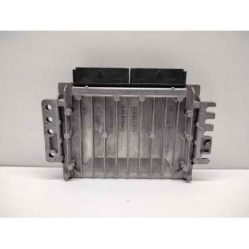Recambio de centralita motor uce para renault megane i fase 2 classic (la..) 1.6 referencia OEM IAM 8200055730  