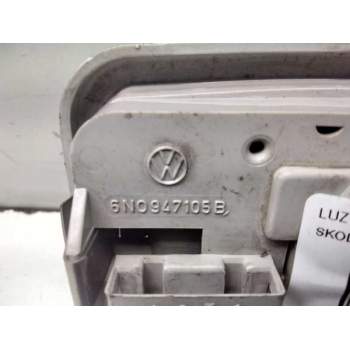 Recambio de luz interior para skoda pickup lx referencia OEM IAM 6NO947105B  