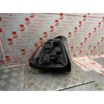 Recambio de piloto trasero derecho para mg serie 400 (rt) 2.0 turbodiesel referencia OEM IAM XFB101000  