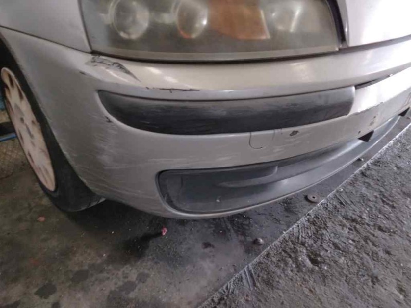 fiat punto berlina (188) del año 2001