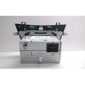 Recambio de sistema audio / radio cd para opel insignia berlina cosmo referencia OEM IAM GM13317120  