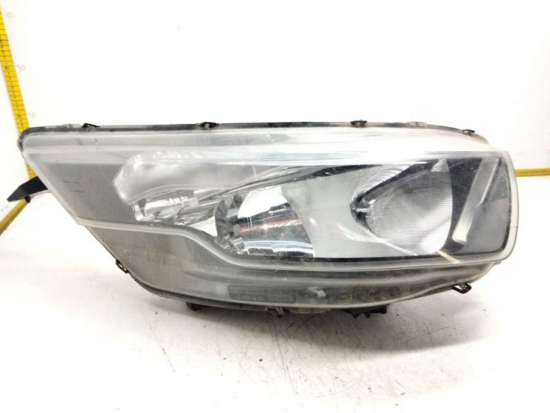 Recambio de faro derecho para iveco daily vi furgoneta 33s16, 35s16, 35c16, 40c16, 50c16 referencia OEM IAM 5801473749  