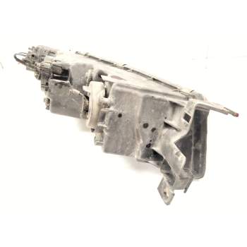 Recambio de faro derecho para mitsubishi galant viii (ea_) 2.5 v6 24v (ea5a) referencia OEM IAM MR476870  