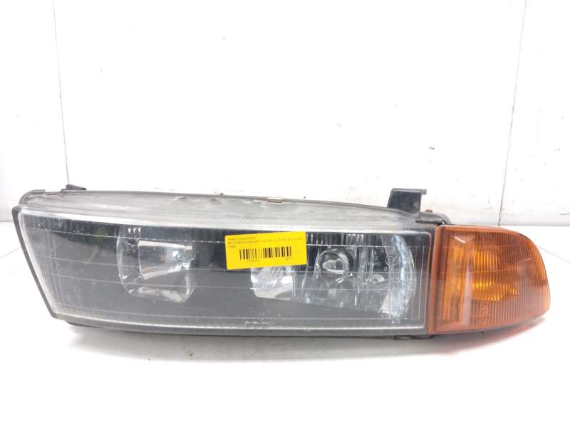 Recambio de faro izquierdo para mitsubishi galant viii (ea_) 2.5 v6 24v (ea5a) referencia OEM IAM MR339377  