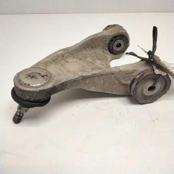 BRAZO SUSPENSION SUPERIOR DELANTERO DERECHO 