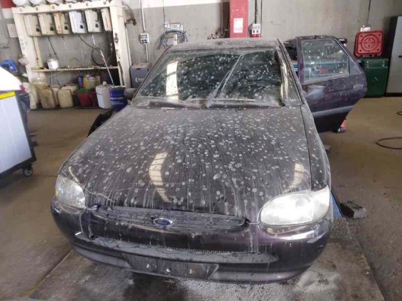 ford escort berlina/turnier del año 1995