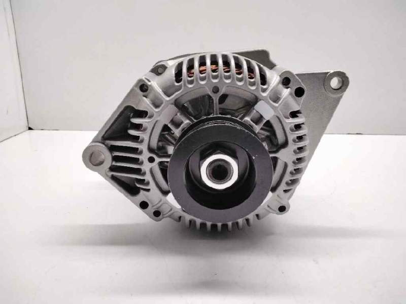 Recambio de alternador para renault clio ii fase ii (b/cb0) referencia OEM IAM A13VI195 A13VI195 