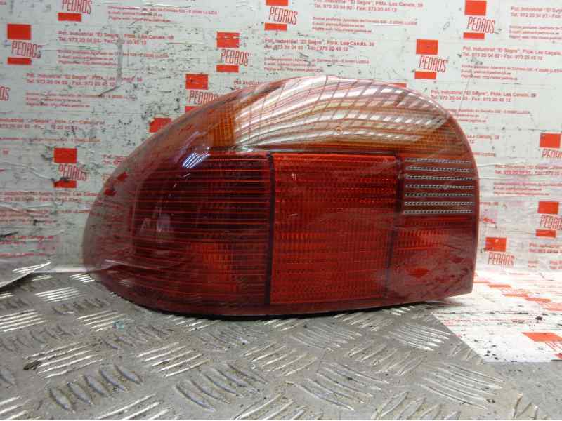 Recambio de piloto trasero izquierdo para ford mondeo berlina/familiar (fd) 1.8 turbodiesel referencia OEM IAM 93BG13N004  