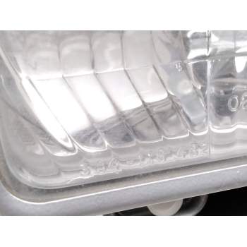Recambio de faro izquierdo para ebro l35 perkins referencia OEM IAM 302121760 304118482 HELLA 24V