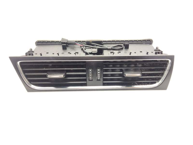 Recambio de aireador central para audi a4 b8 avant (8k5) 2.0 tdi referencia OEM IAM 8T1820951C  