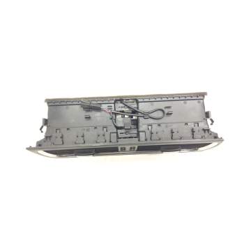Recambio de aireador central para audi a4 b8 avant (8k5) 2.0 tdi referencia OEM IAM 8T1820951C  