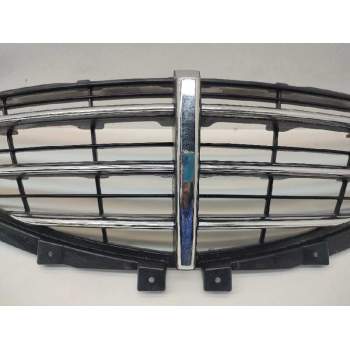 Recambio de rejilla delantera para ssangyong actyon referencia OEM IAM 7945131000  