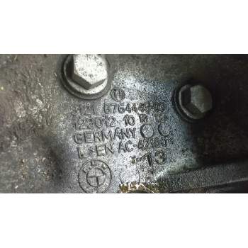 Recambio de mangueta delantera derecha para bmw serie 1 berlina (e81/e87) 120d referencia OEM IAM 31216764443  