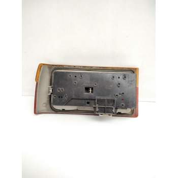 Recambio de piloto trasero derecho para renault 9 1.8 referencia OEM IAM 2452543503 1620950061 