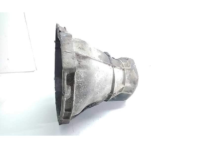 Recambio de campana caja cambios para nissan terrano (wd21) referencia OEM IAM 2832  