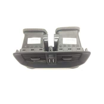 Recambio de aireador central para volvo v40 cross country referencia OEM IAM 7360300  