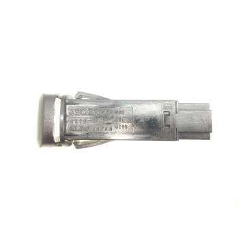 Recambio de warning para volvo v40 cross country referencia OEM IAM 9123682  