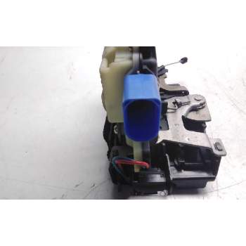Recambio de cerradura puerta delantera izquierda para volkswagen polo (9n1) trendline referencia OEM IAM 837015AM  