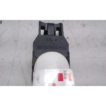Recambio de maneta exterior delantera izquierda para volkswagen polo (9n1) trendline referencia OEM IAM 3B0837885  