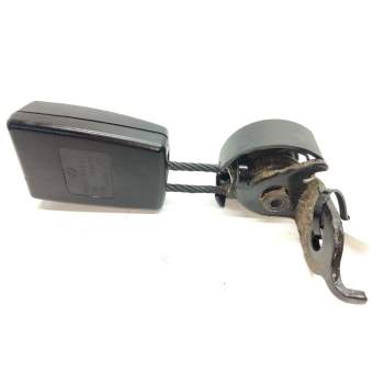 ENGANCHE CINTURON TRASERO IZQUIERDO 5M0857753 