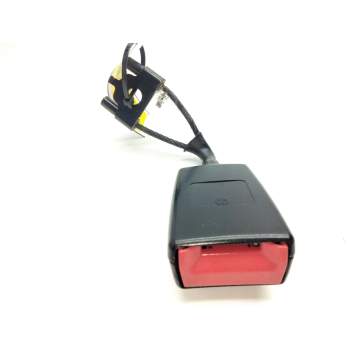 Recambio de enganche cinturon trasero central para seat altea (5p1) 2.0 tdi 16v referencia OEM IAM 5M0858740B  