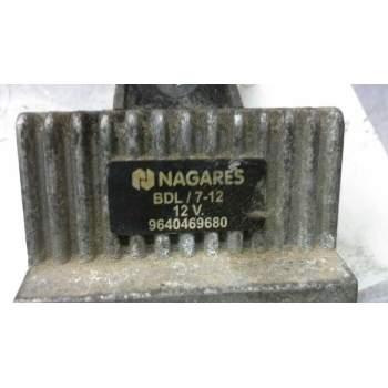 Recambio de caja precalentamiento para peugeot 206 berlina 1.4 hdi referencia OEM IAM 9640469680  