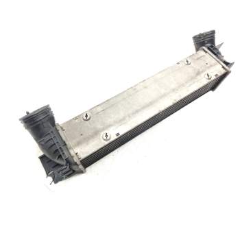 Recambio de intercooler para bmw 3 (e90) 320 d referencia OEM IAM 779878802  