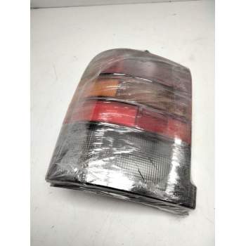 Recambio de piloto trasero izquierdo para nissan serena (c23) 2.0 d (kvjc23) referencia OEM IAM 265559C000  