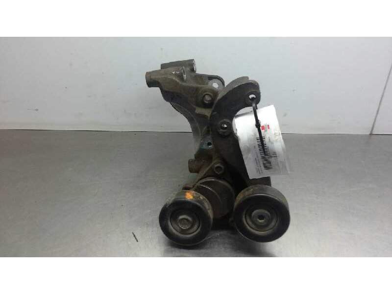 Recambio de soporte alternador para hyundai getz (tb) 1.5 crdi cat referencia OEM IAM   